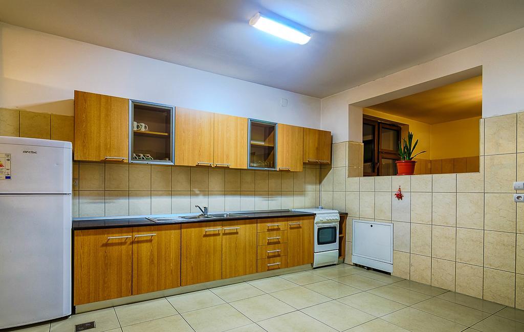 Panorama Pietrei Craiului 호텔 Zărneşti 외부 사진